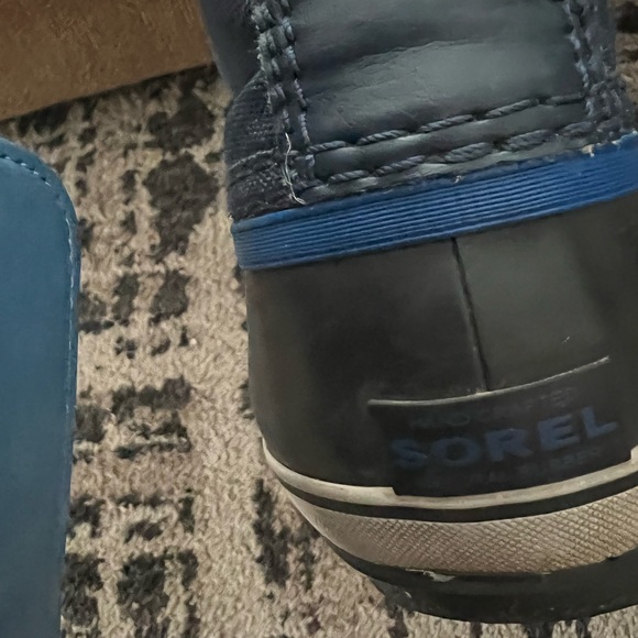 Sorell women boots in good used condition women size7 - Picture 9 of 12